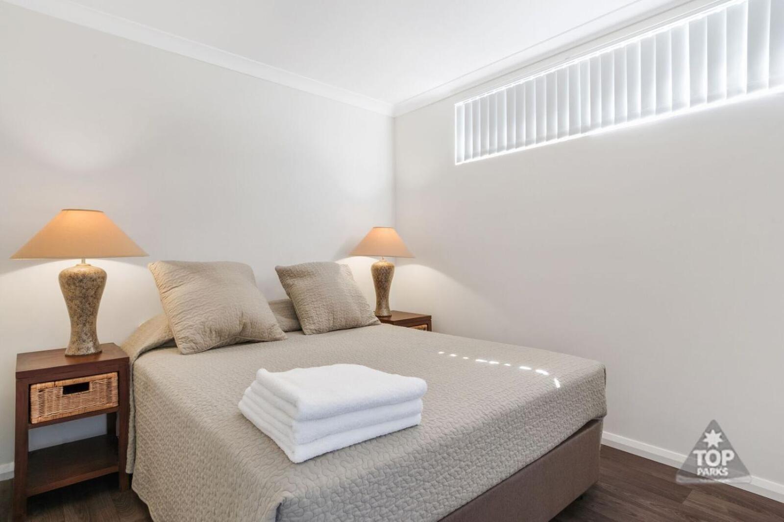 Dongara Tourist Park Hotel Port Denison Екстериор снимка