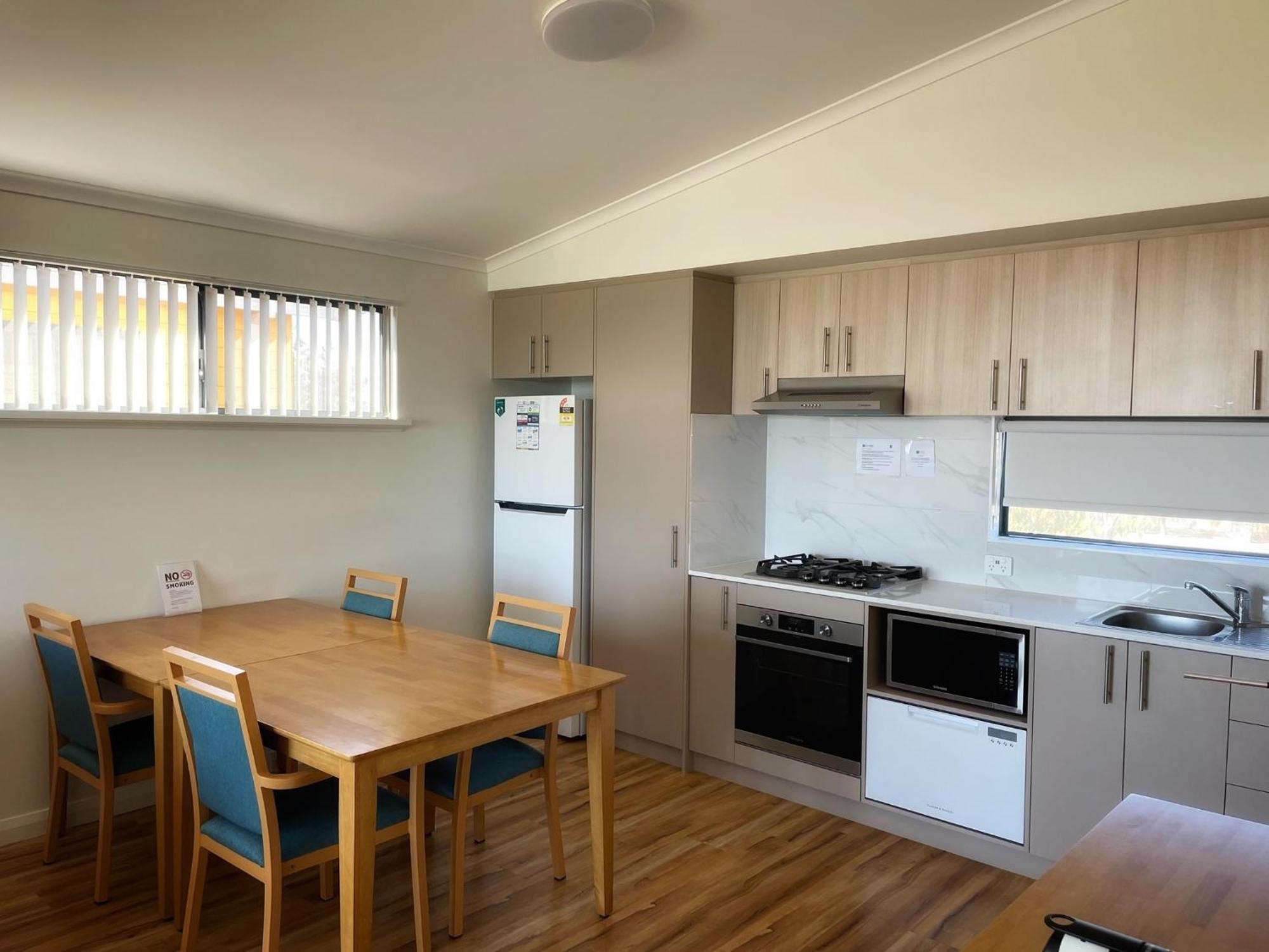 Dongara Tourist Park Hotel Port Denison Екстериор снимка