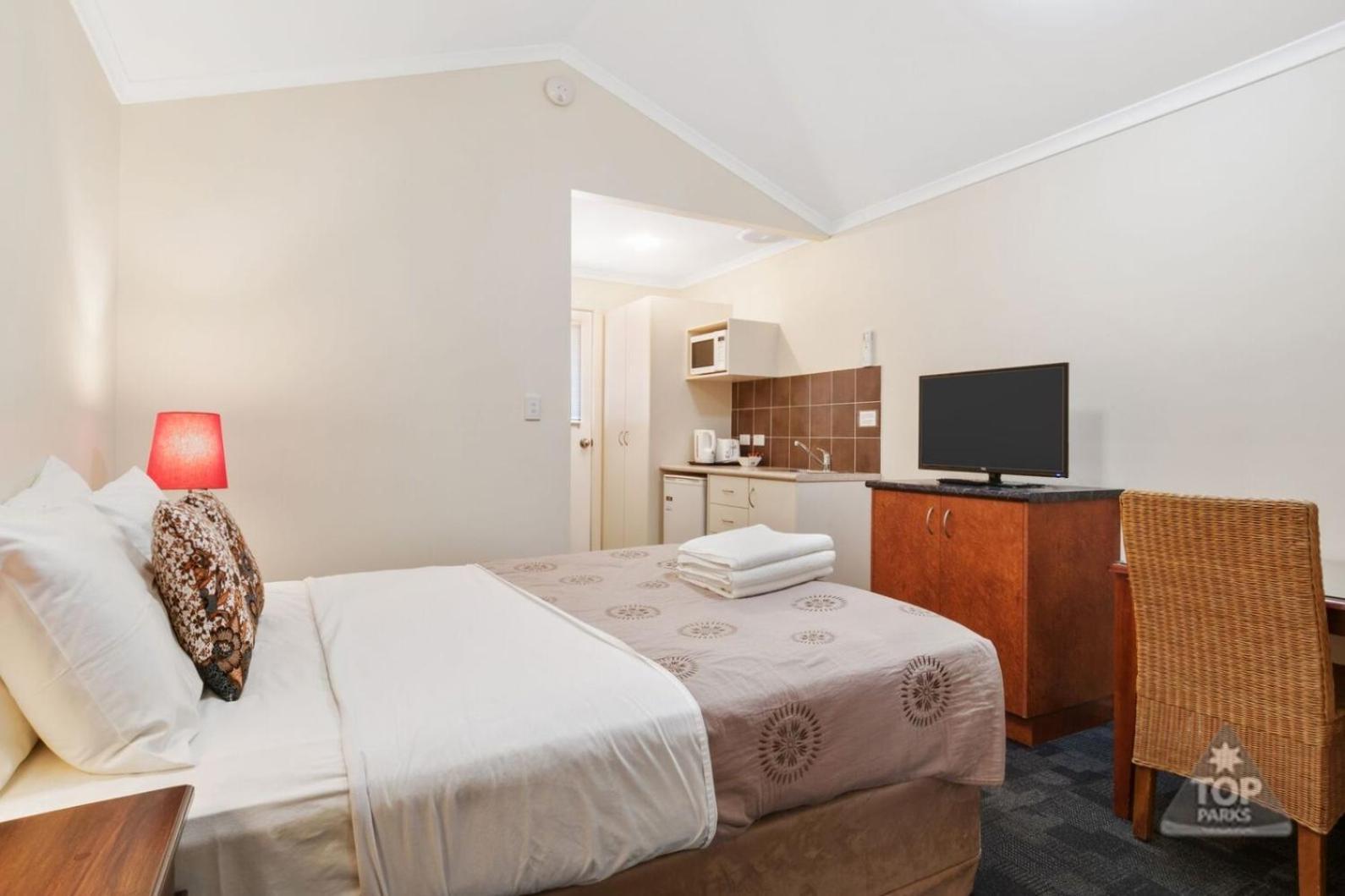Dongara Tourist Park Hotel Port Denison Екстериор снимка